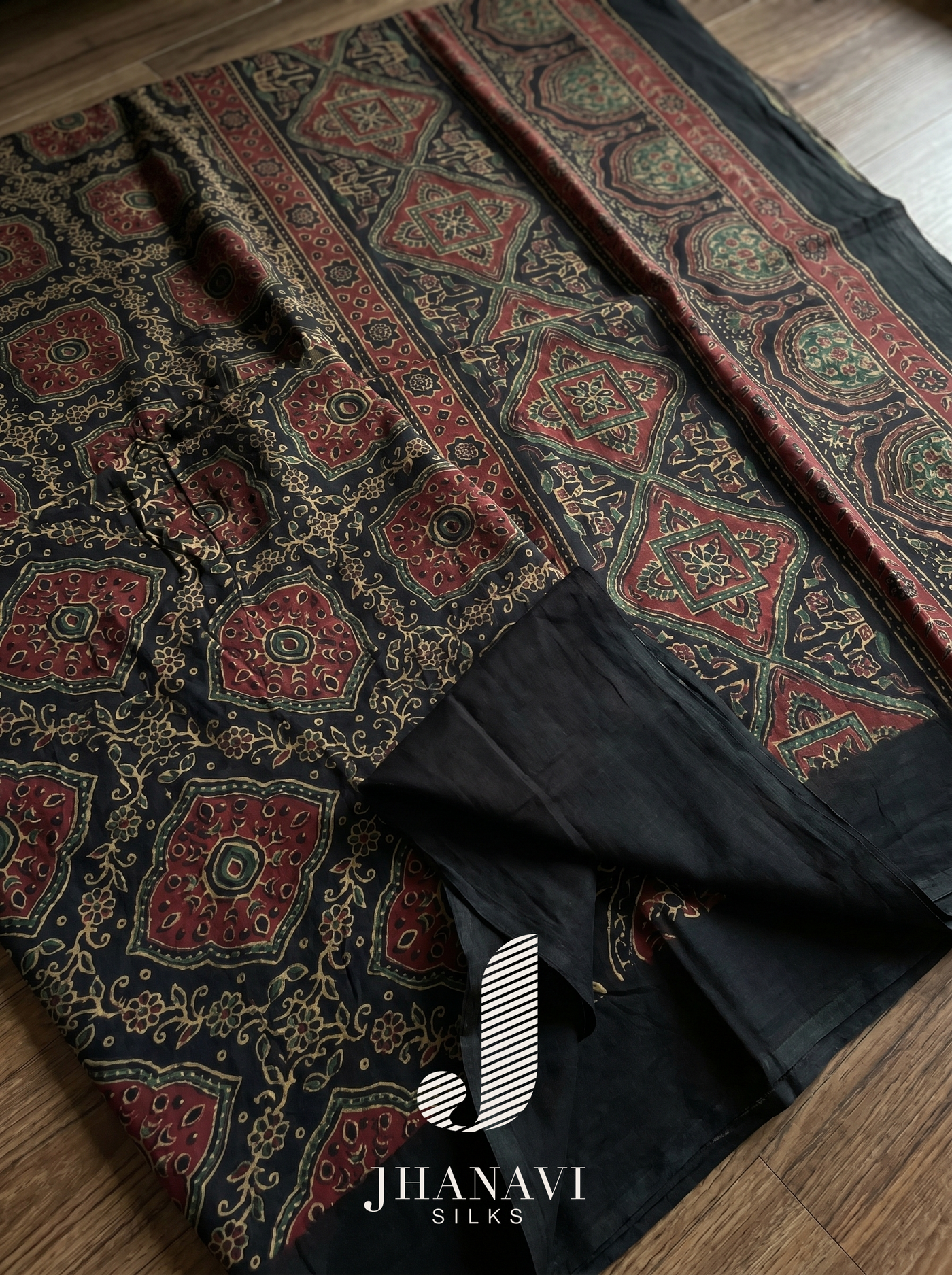 Fancy Cotton Saree – Red And Black