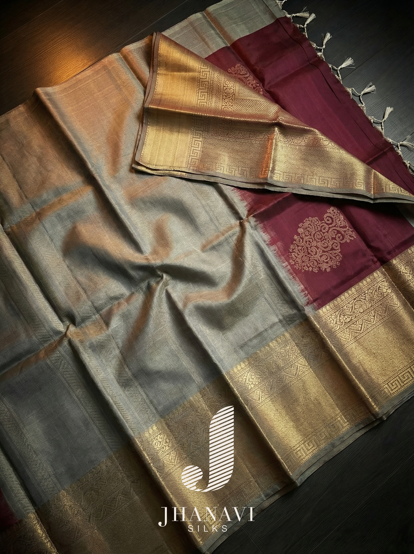 Kanchipuram Silk Saree – Ivory Green & Maroon